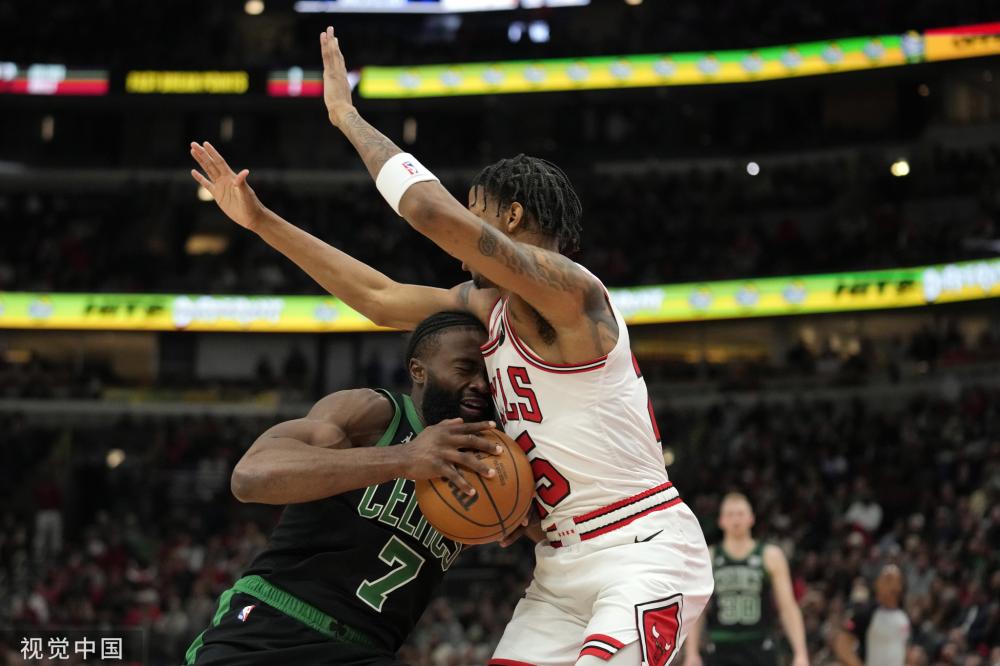 用四后卫策 用四后卫策