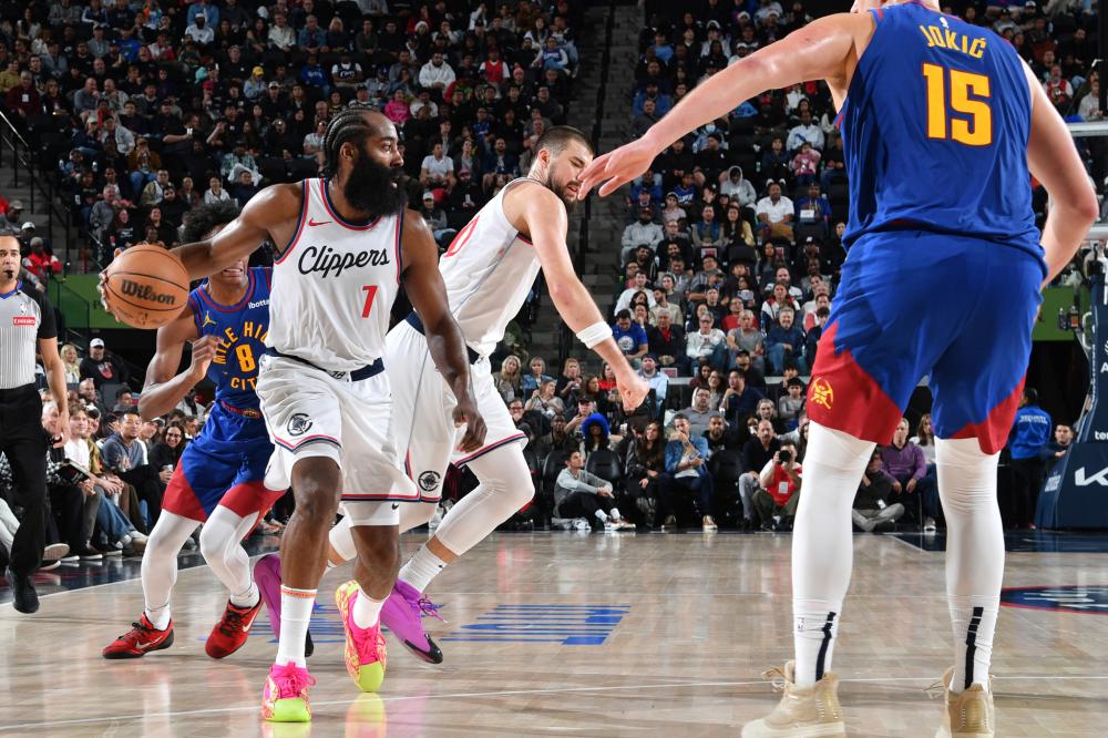 也给了教练 也给了教练