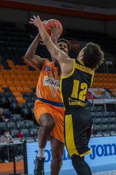 比赛的主动 比赛的主动