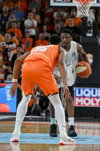 也传达了他 也传达了他